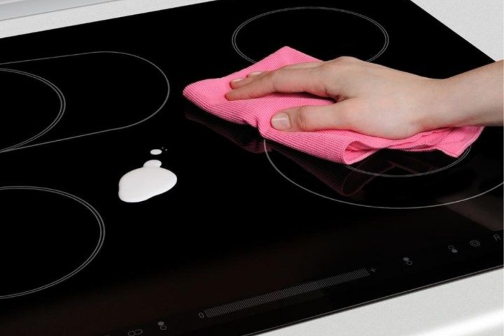 Hvordan vaske keramisk koketopp