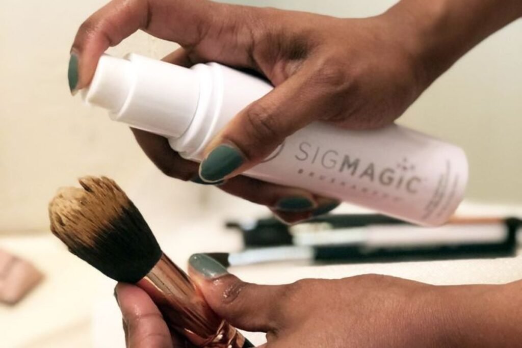 hvordan vaske sminkekoster